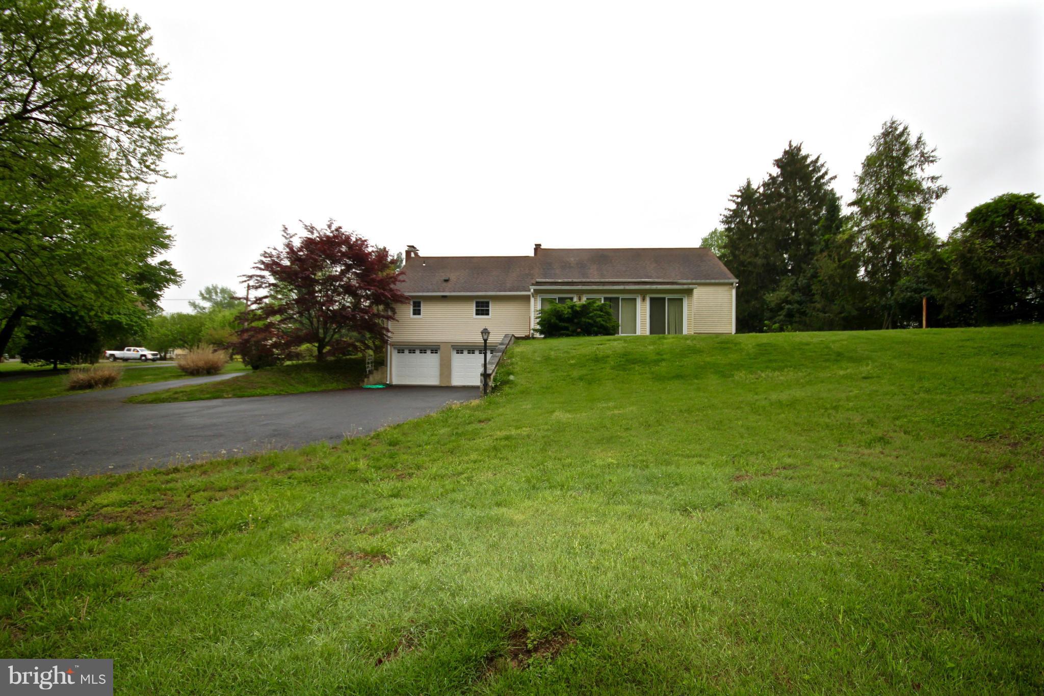 Exterior (Rear)