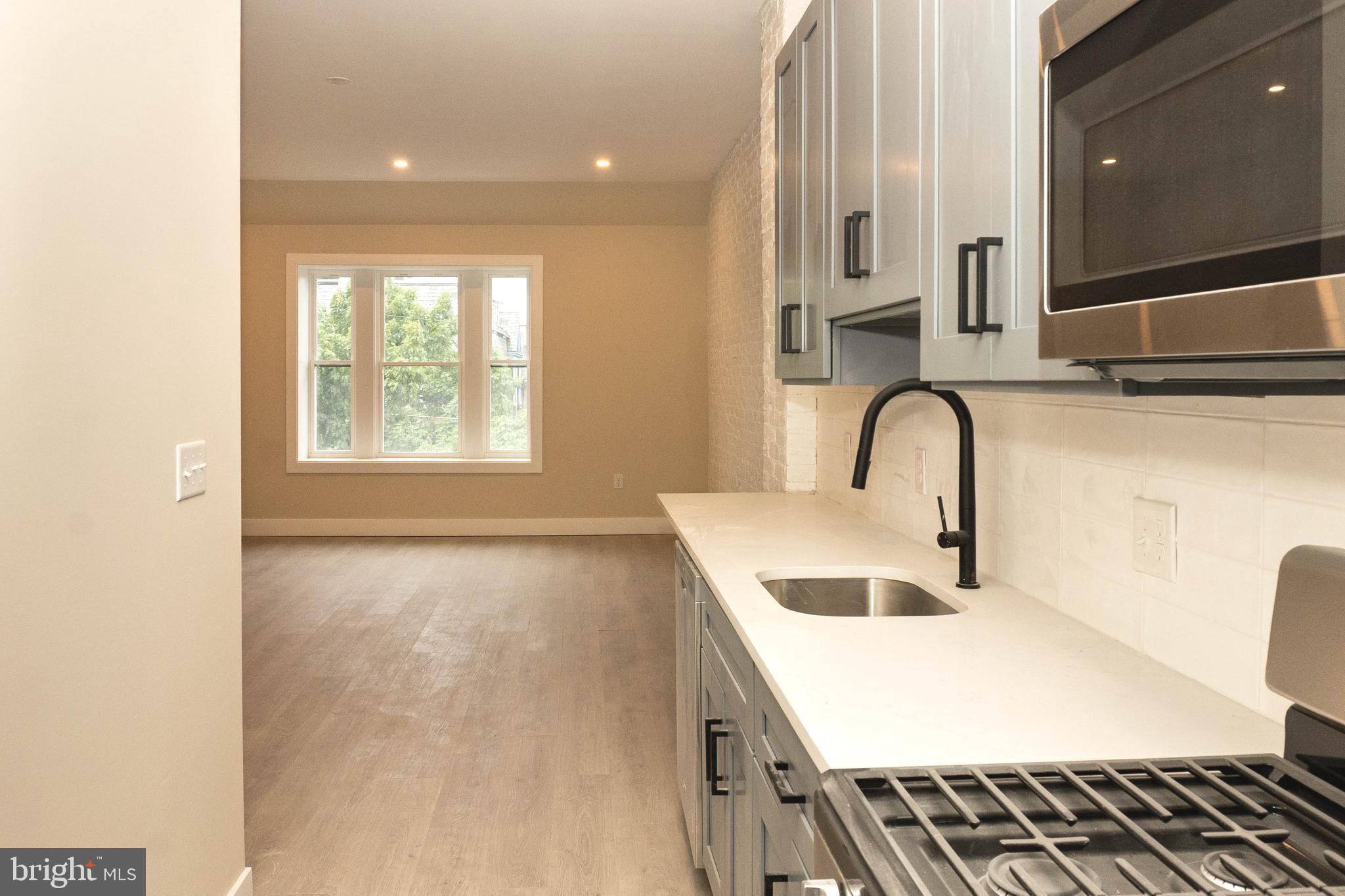 223 South 44th Street, Unit 3F Philadelphia, PA 19104 - Photo 8 of 13