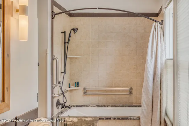 $90,000 | 320 West Main Street, Aspen, CO 81611