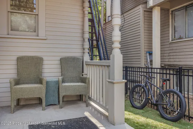 $90,000 | 320 West Main Street, Aspen, CO 81611