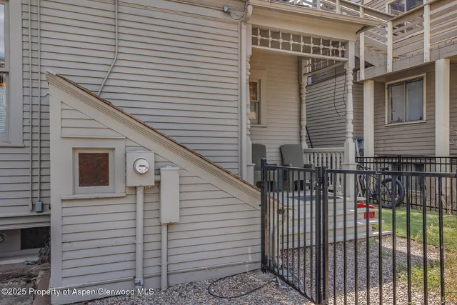 $90,000 | 320 West Main Street, Aspen, CO 81611