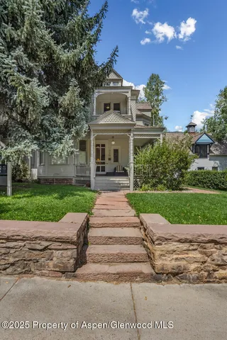 $90,000 | 320 West Main Street, Aspen, CO 81611