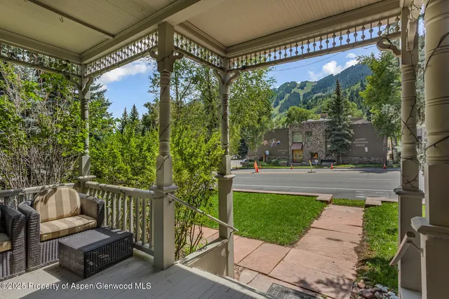 $90,000 | 320 West Main Street, Aspen, CO 81611