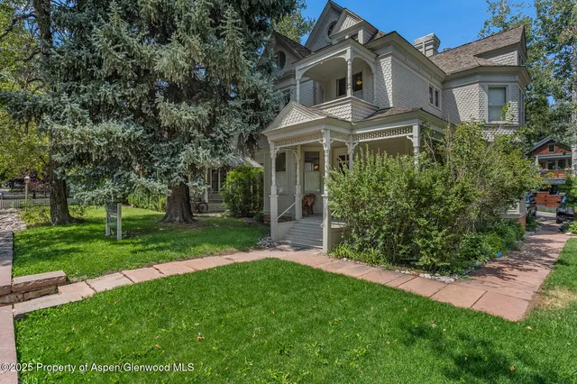 $90,000 | 320 West Main Street, Aspen, CO 81611