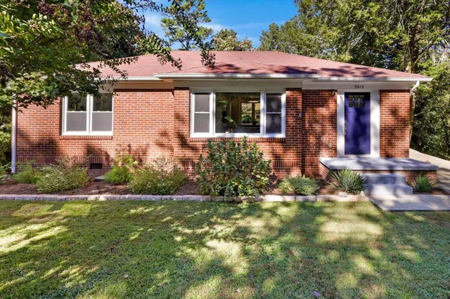 $415,000 | 3813 Knollwood Drive, Chattanooga, TN 37415