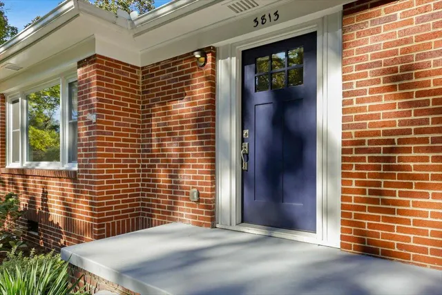 $415,000 | 3813 Knollwood Drive, Chattanooga, TN 37415