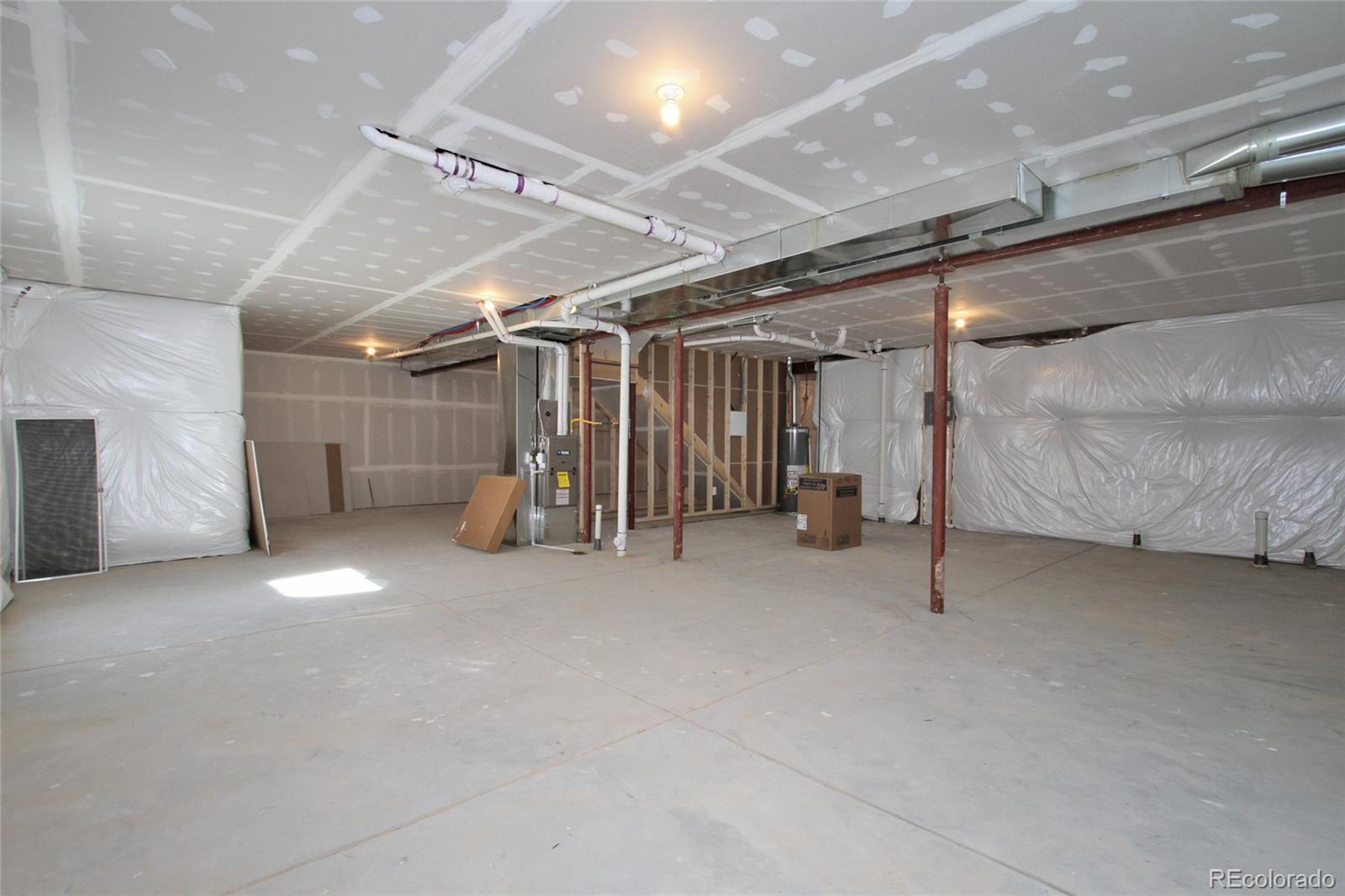 1020 View Ridge Road Bennett, CO 80102 - Photo 17 of 21 Gallery Image 17