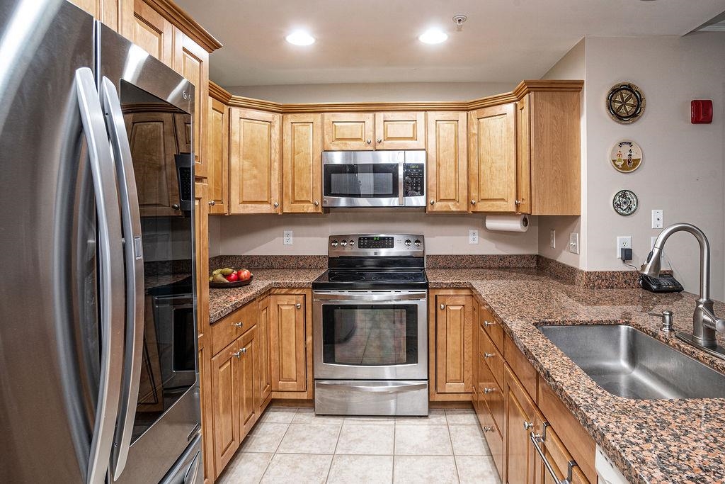 5 Sally Sweets Way, Unit 239 Salem, NH 03079 - Photo 6 of 32