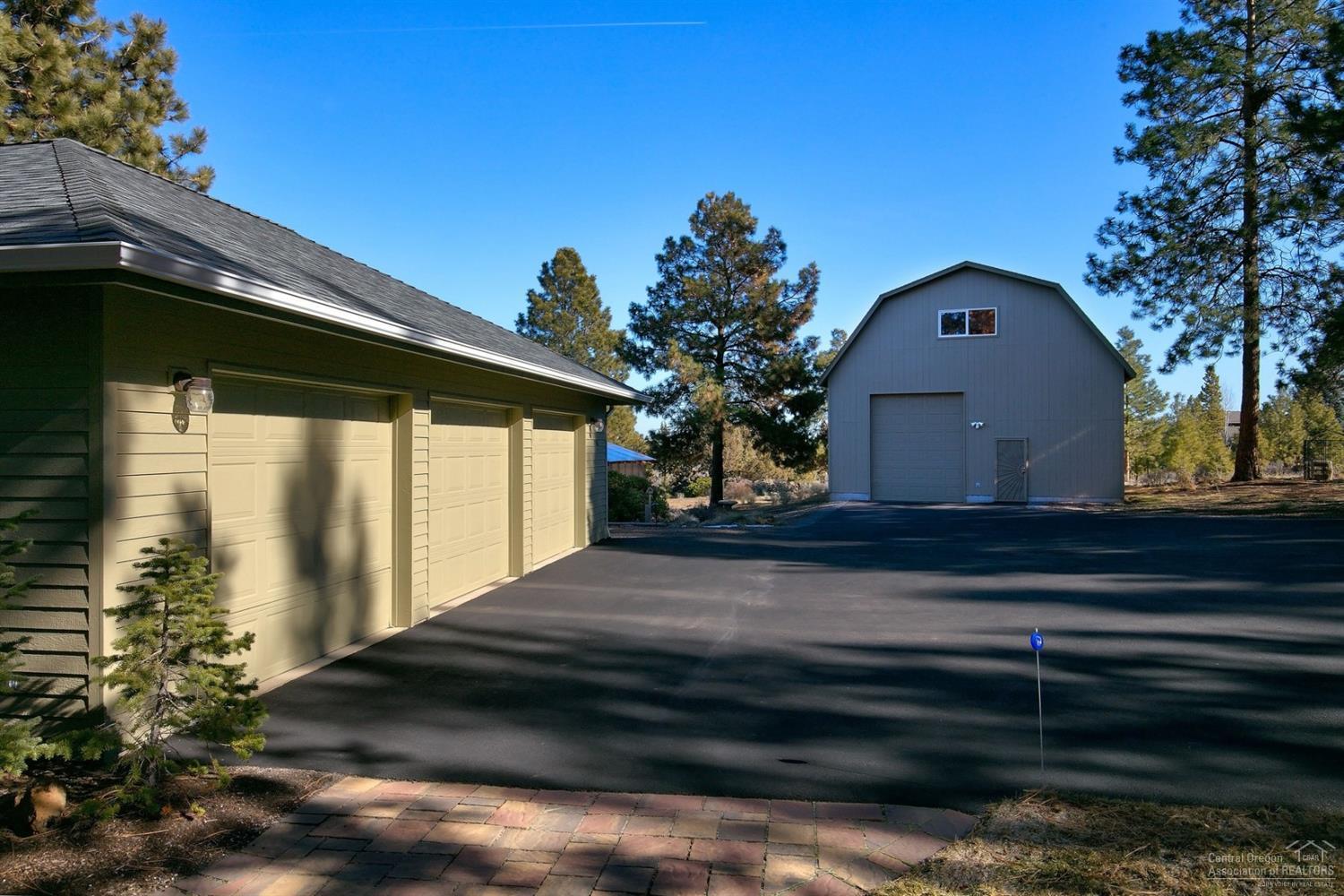 20516 Rusticate Road Bend, OR 97702 - Photo 23 of 25 Additional Photo