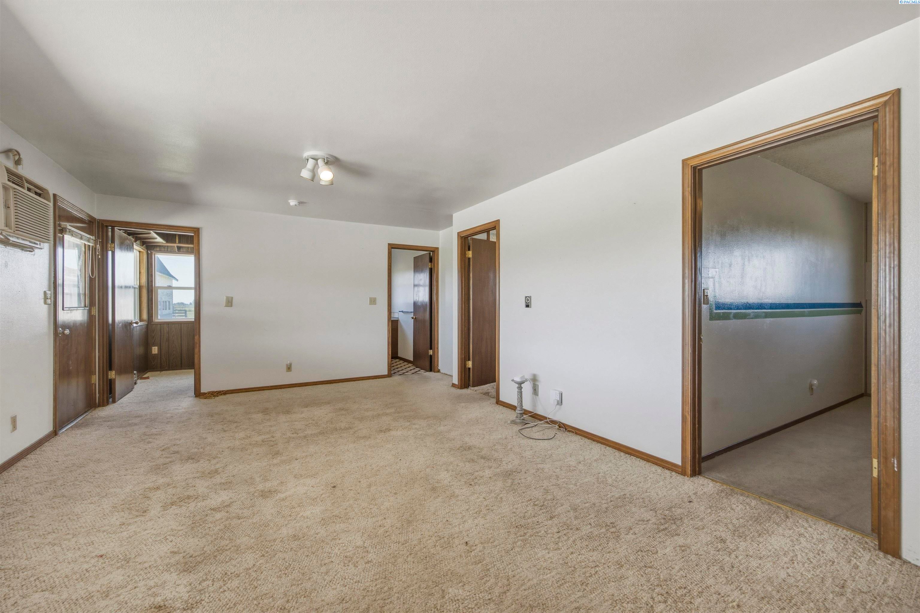 3050 Midvale Road Mabton, WA 98935 - Photo 21 of 50 Gallery Image 21