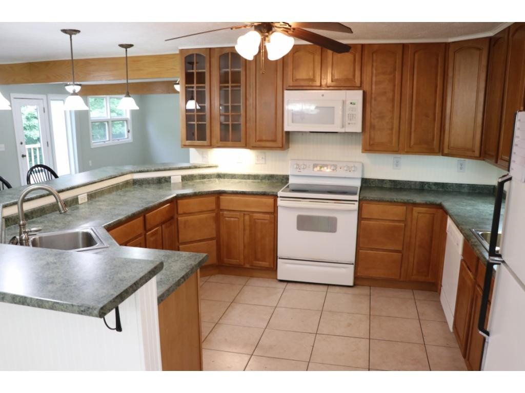29073 Rhea Valley Road Meadowview, VA 24361 - Photo 8 of 22 Photo 8