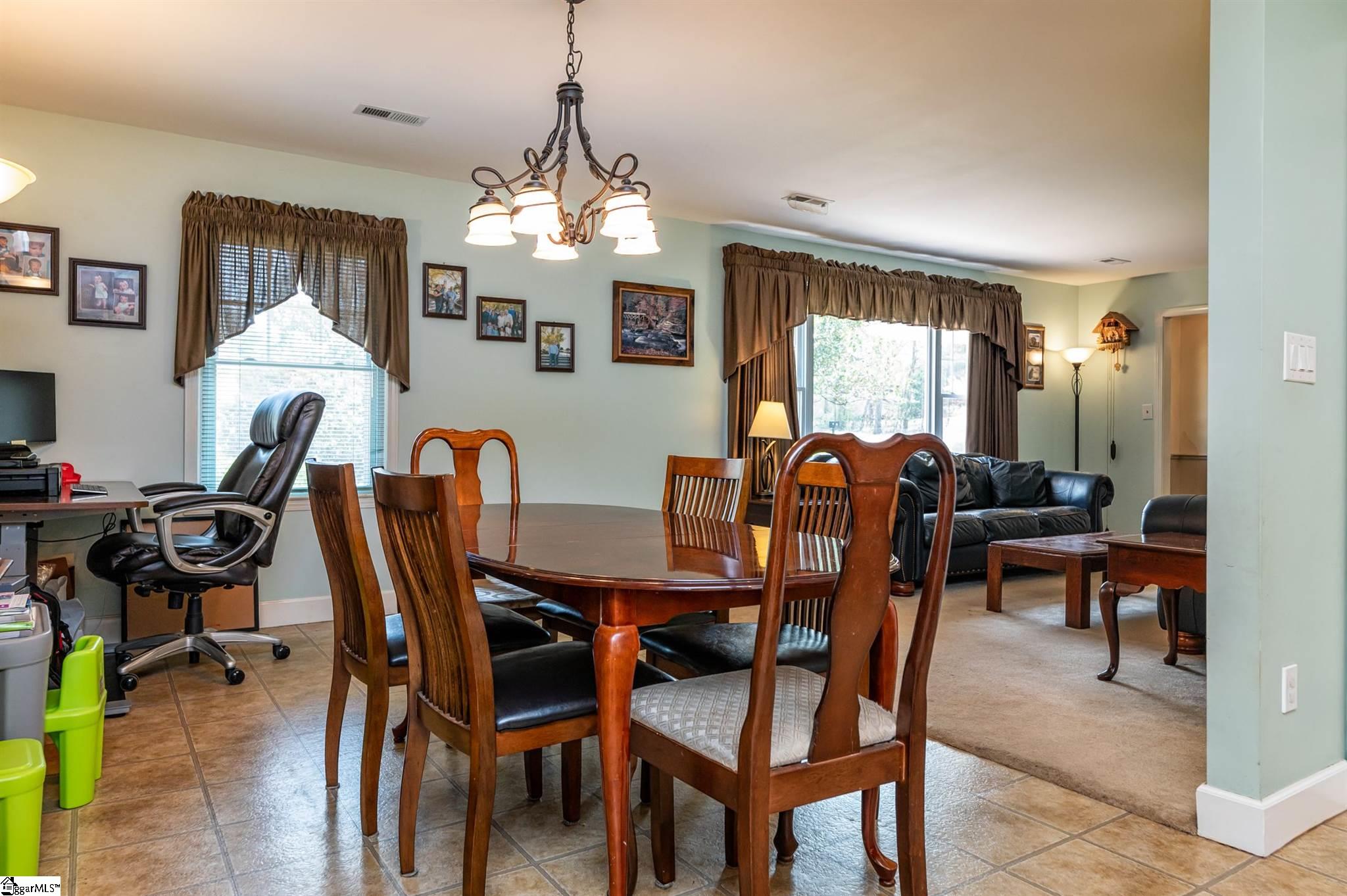 121 Ashmore Road Greer, SC 29650 - Photo 4 of 36 Gallery Image 4