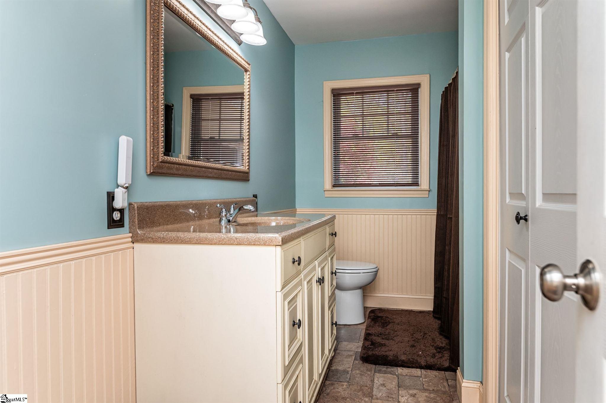 121 Ashmore Road Greer, SC 29650 - Photo 9 of 36 Gallery Image 9