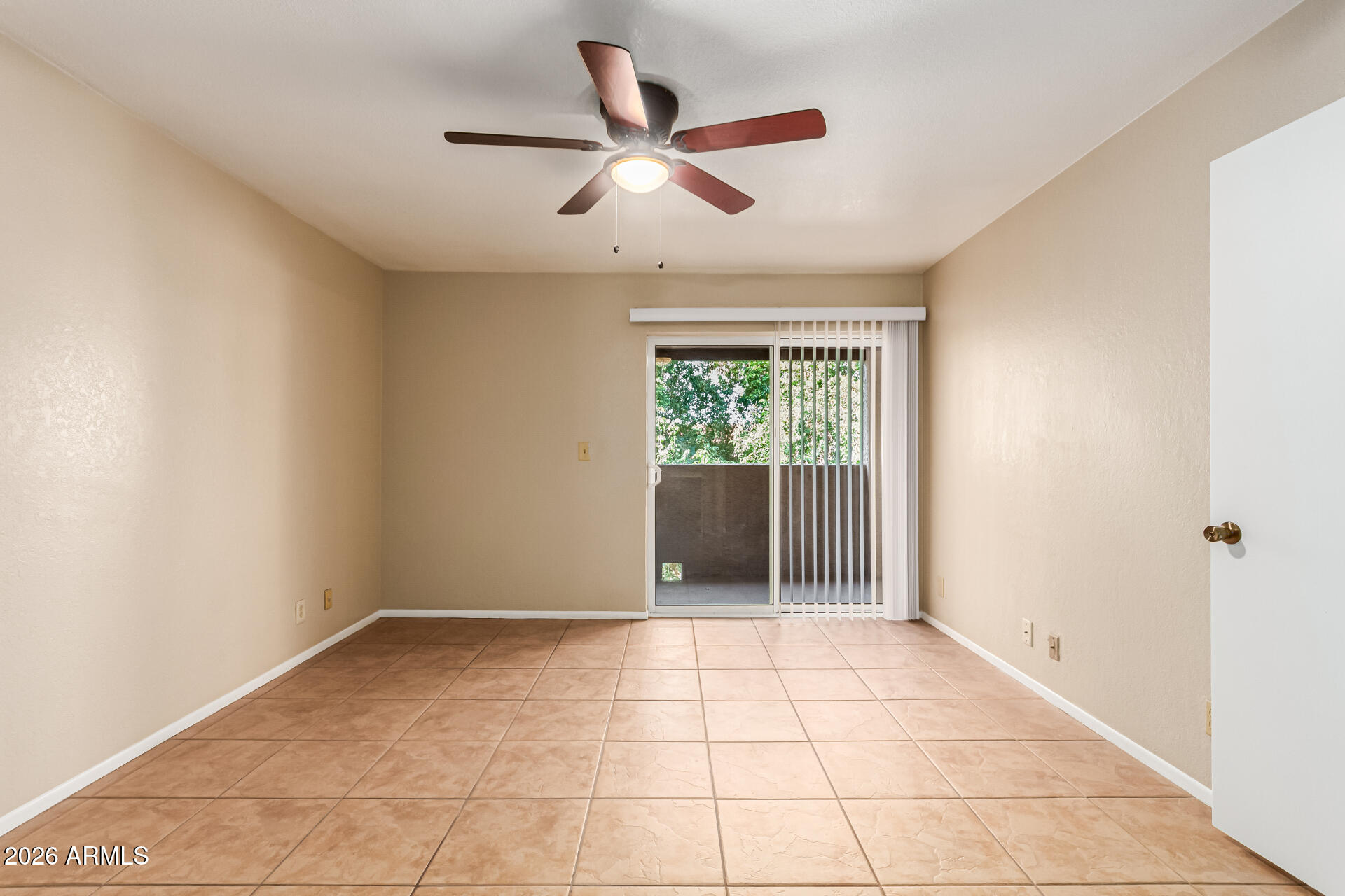 540 North May, Unit 3102 Mesa, AZ 85201 - Photo 17 of 45 a view of an empty room and window