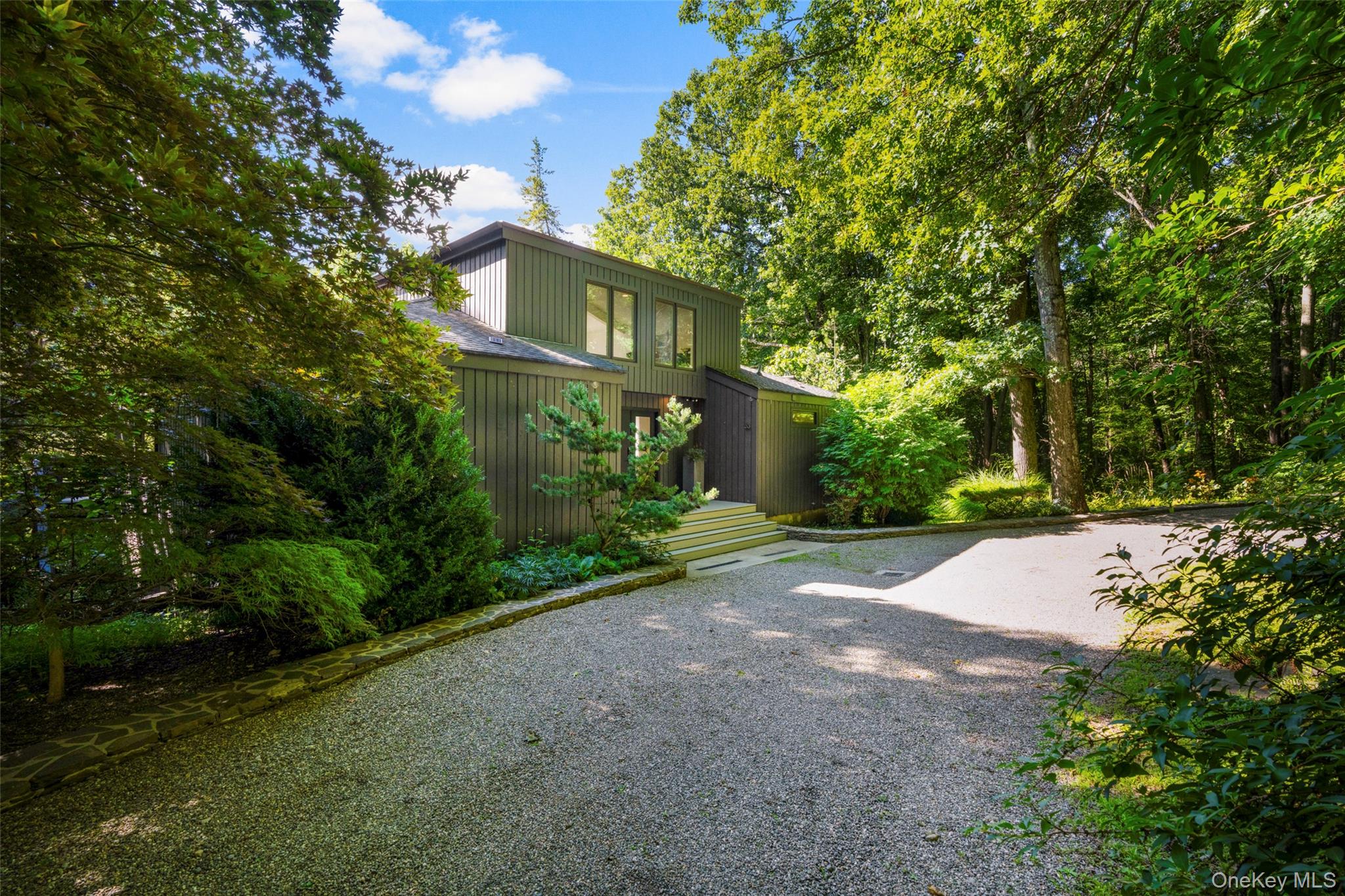 33 Dry Pond Road Cold Spring, NY 10516 - Photo 4 of 45 Gallery Image 4
