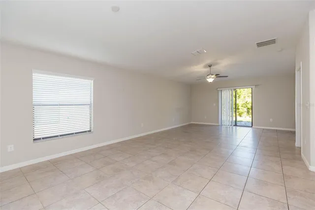 $310,000 | 10040 Carloway Hills Drive, Unit 10040, Wimauma, FL 33598
