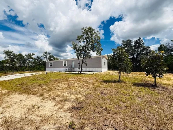 $150,000 | 334 Oak Crest Drive, Interlachen, FL 32148