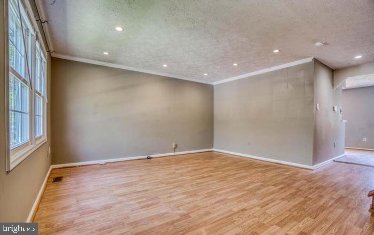 8733 Silver Hall Road Perry Hall, MD 21128 - Photo 5 of 25 Gallery Image 5