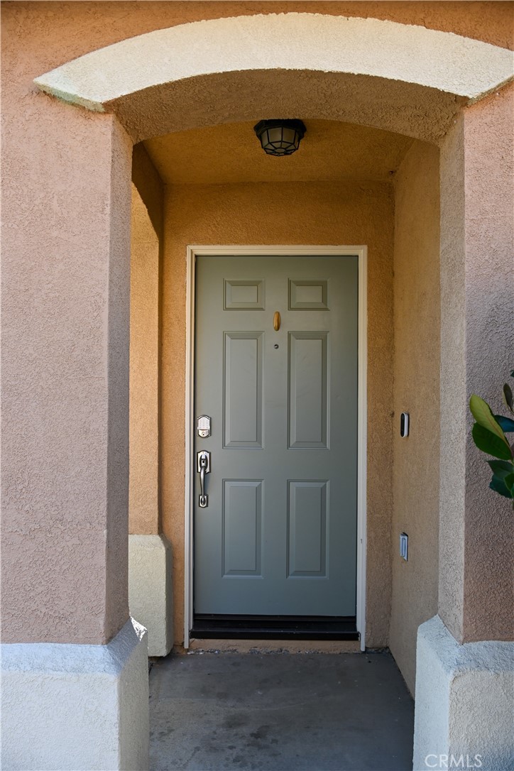 33570 Emerson Way, Unit C Temecula, CA 92592 - Photo 6 of 52 a view of front door