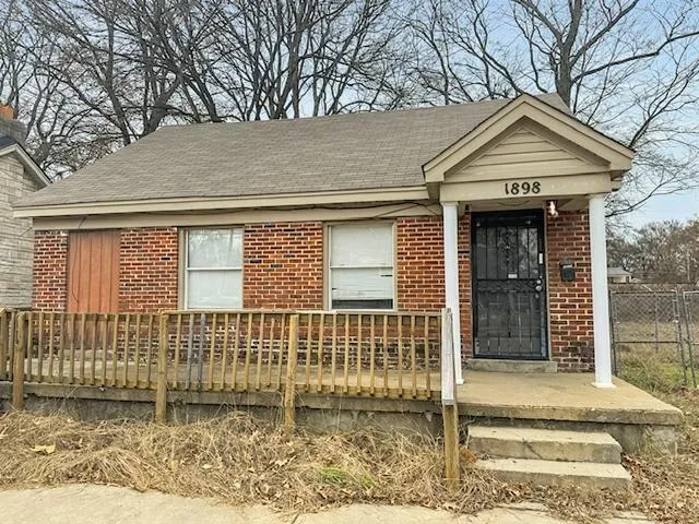 $110,000 | 1898 East McLemore Avenue, Memphis, TN 38114