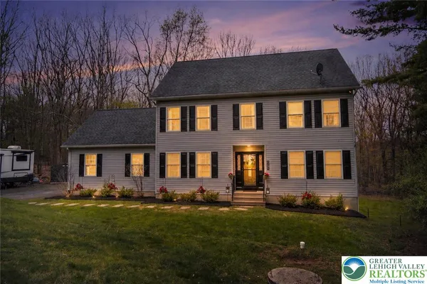 $635,000 | 2512 Valley View Acres Road, Stroudsburg, PA 18360