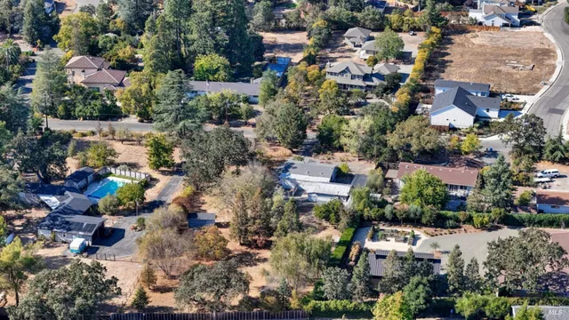 $1,000,000 | 80 Serres Drive, Sonoma, CA 95476