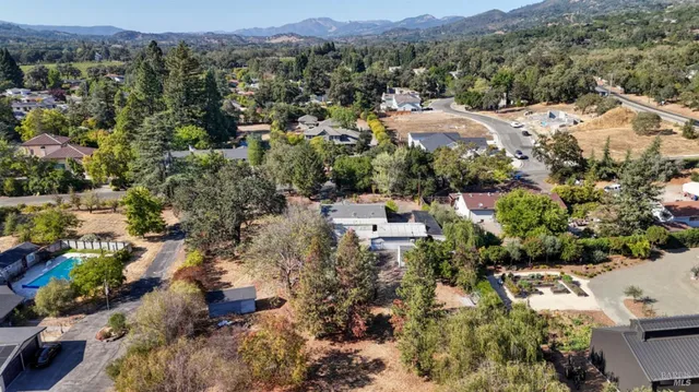 $1,000,000 | 80 Serres Drive, Sonoma, CA 95476