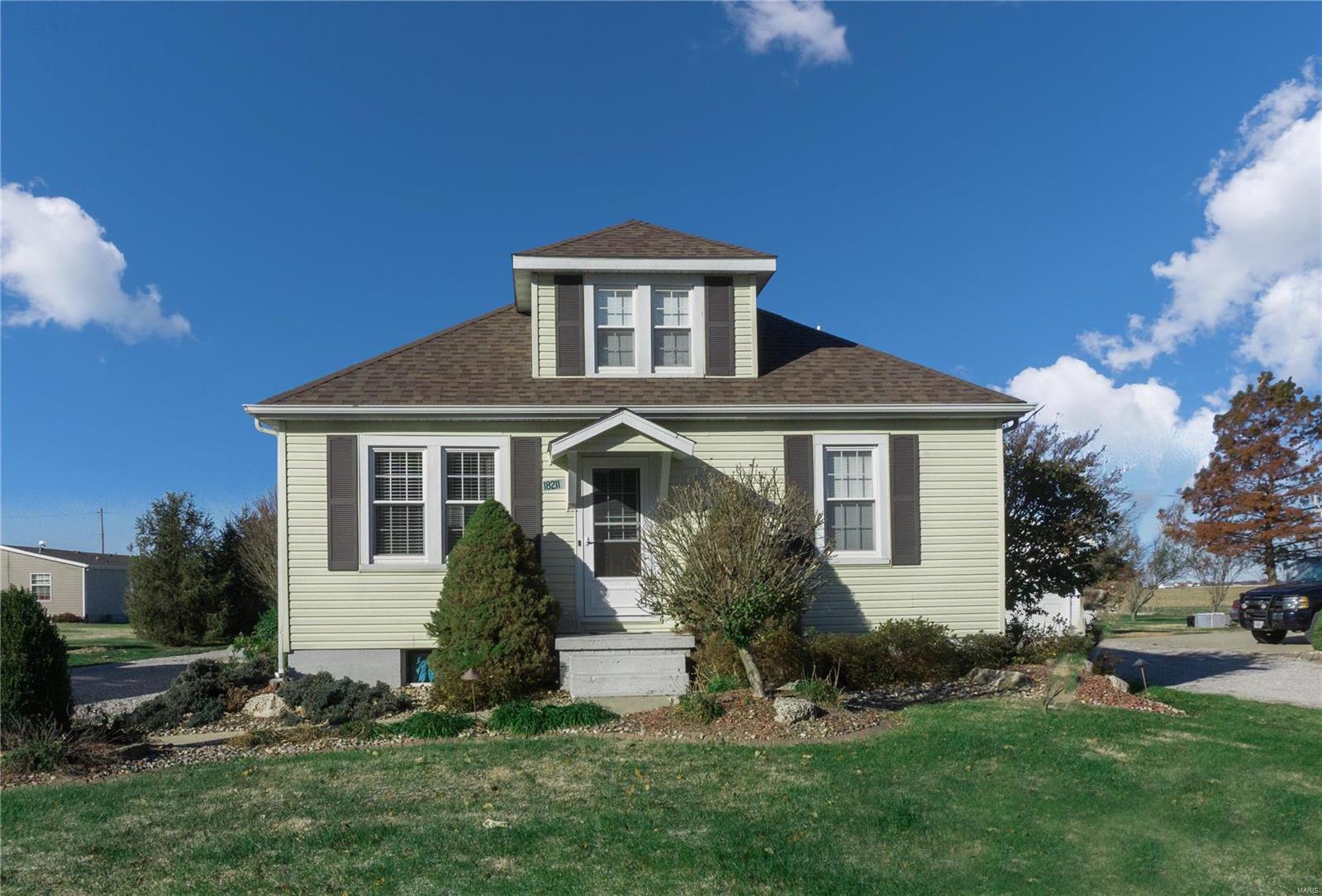 18211 St Rose Road St. Rose, IL 62230 - Photo 1 of 37