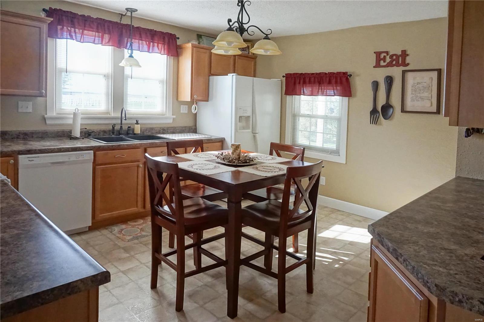 18211 St Rose Road St. Rose, IL 62230 - Photo 17 of 37