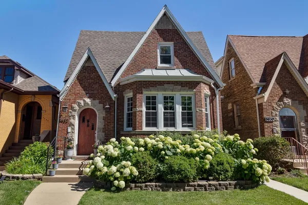$735,000 | 5632 West Pensacola Avenue, Chicago, IL 60634