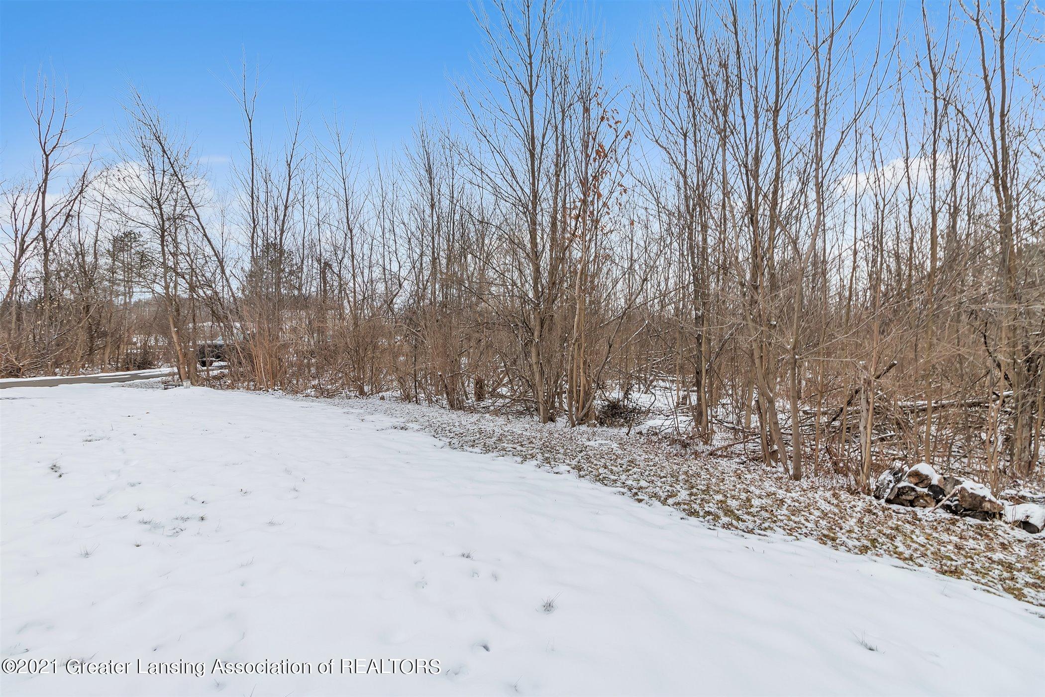 12371 Lansing Road Durand, MI 48429 - Photo 45 of 45 45-12371 Lansing Rd-Windowstill Rea