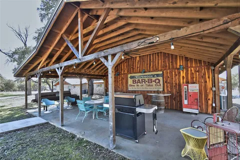 $1,137,500 | 700 Farm To Market Road 2325, Wimberley, TX 78676