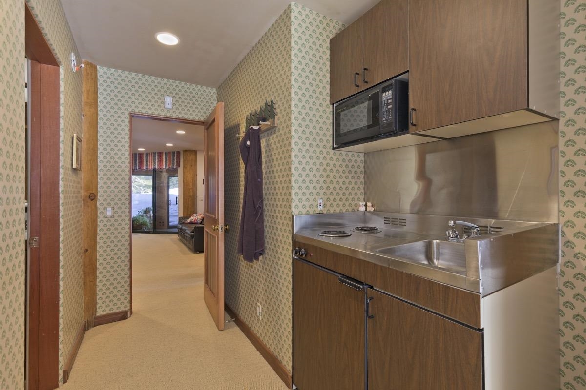 568 Ranch Road Mammoth Lakes, CA 93546 - Photo 33 of 50 Gallery Image 33