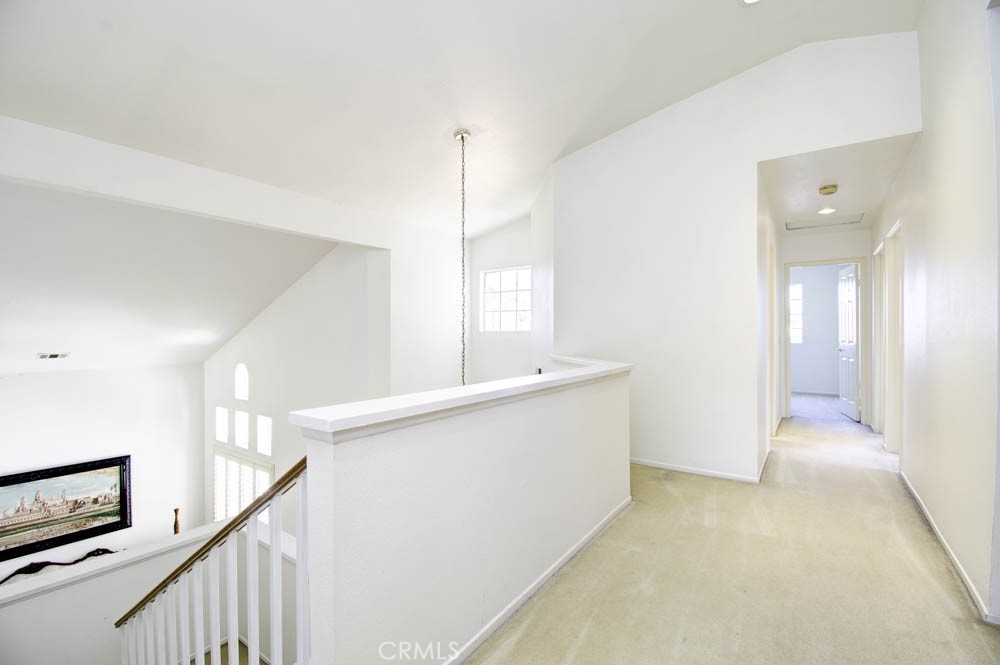 11102 Liverpool Lane Riverside, CA 92503 - Photo 25 of 58 Upstairs landing
