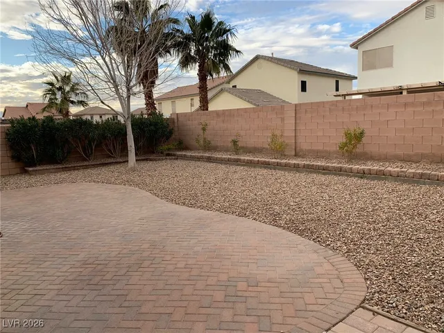$2,190 | 6286 Stone Hollow Avenue, Las Vegas, NV 89156