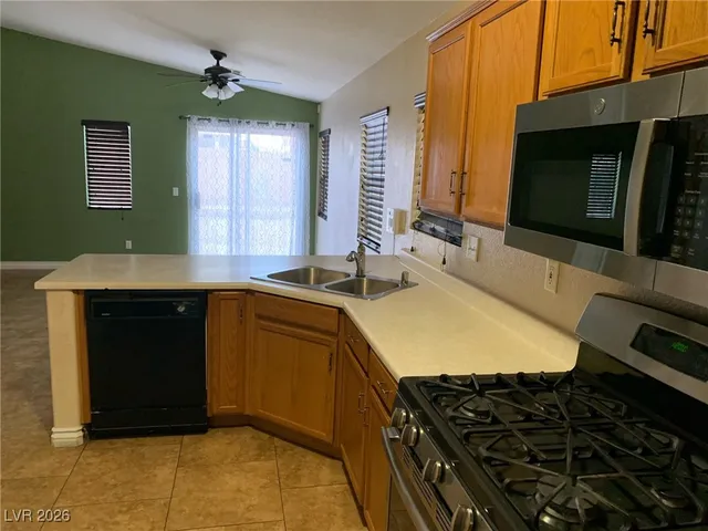 $2,190 | 6286 Stone Hollow Avenue, Las Vegas, NV 89156