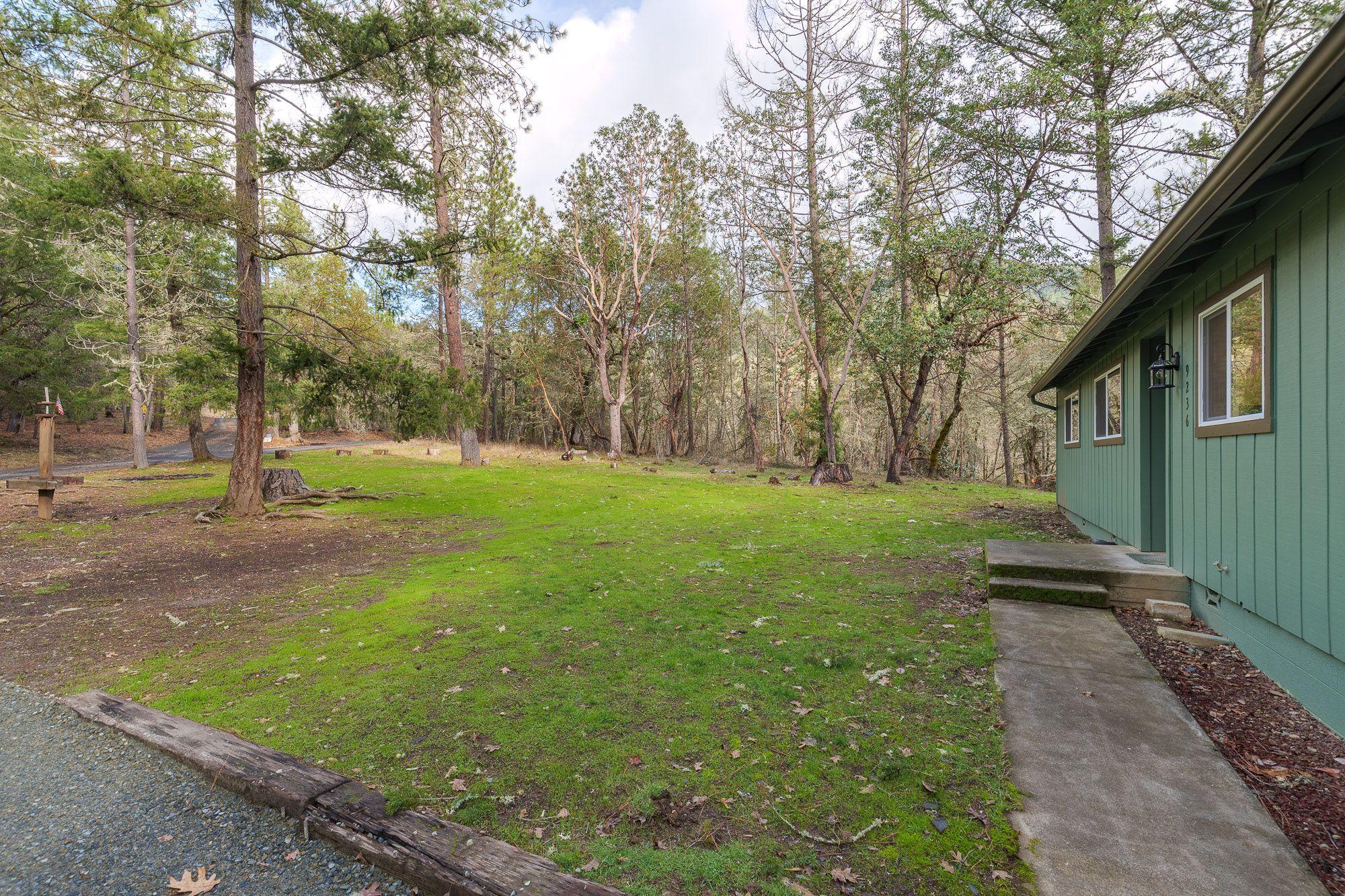 9236 North Applegate Road Grants Pass, OR 97527 - Photo 32 of 37 m_kzczxg