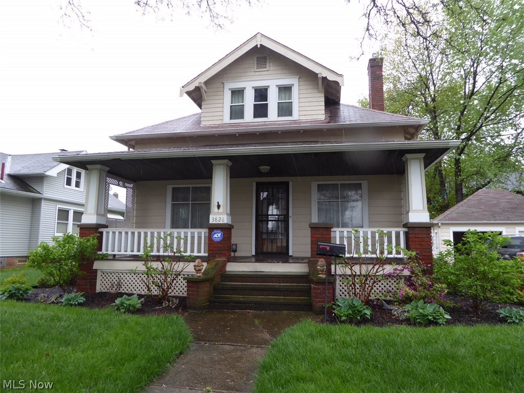 3828 Silsby Road Cleveland, OH 44111 - Photo 1 of 19 Gallery Image 1