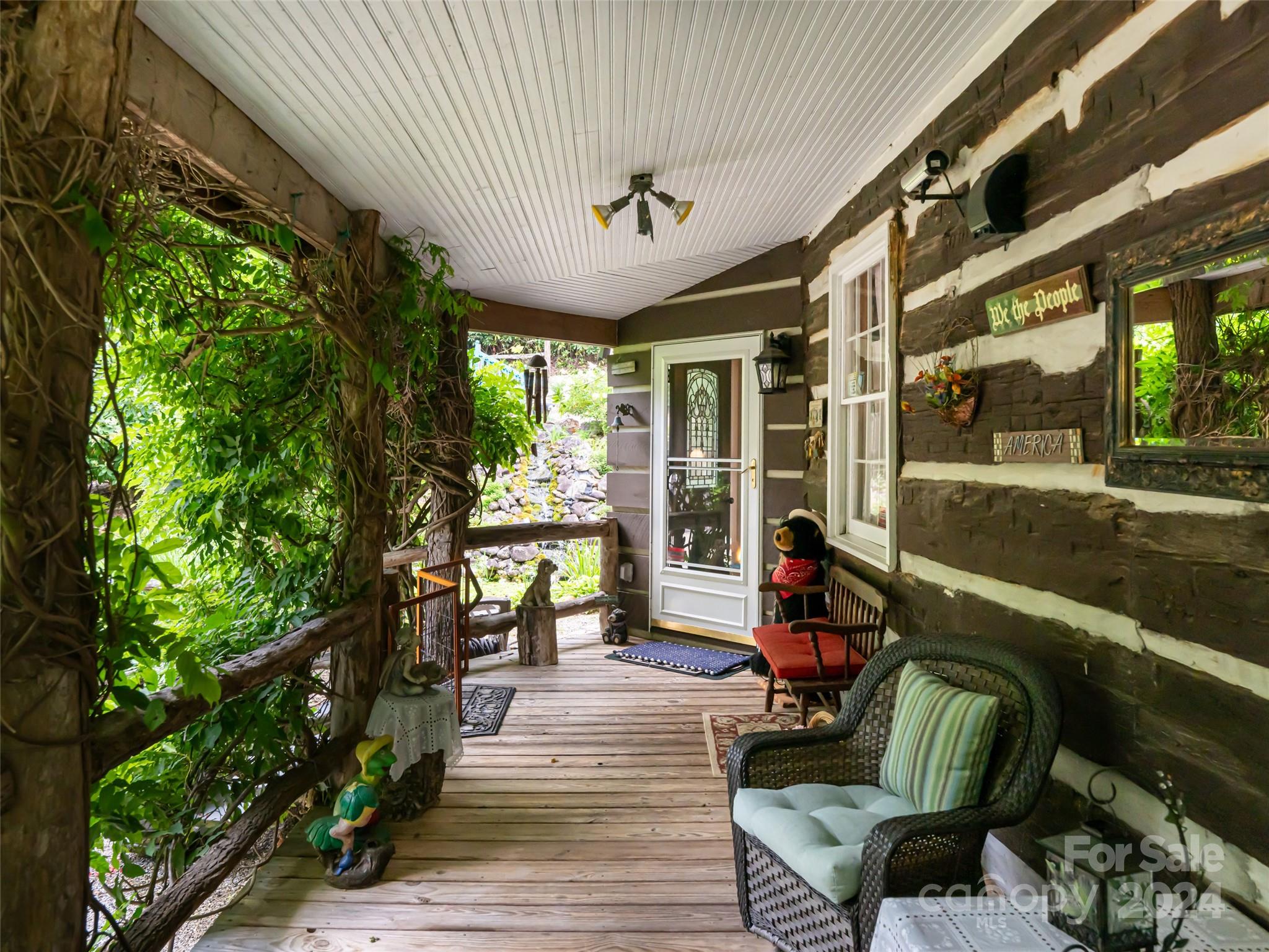 619 Rhododendron Park Road Burnsville, NC 28714 - Photo 8 of 26 Gallery Image 8