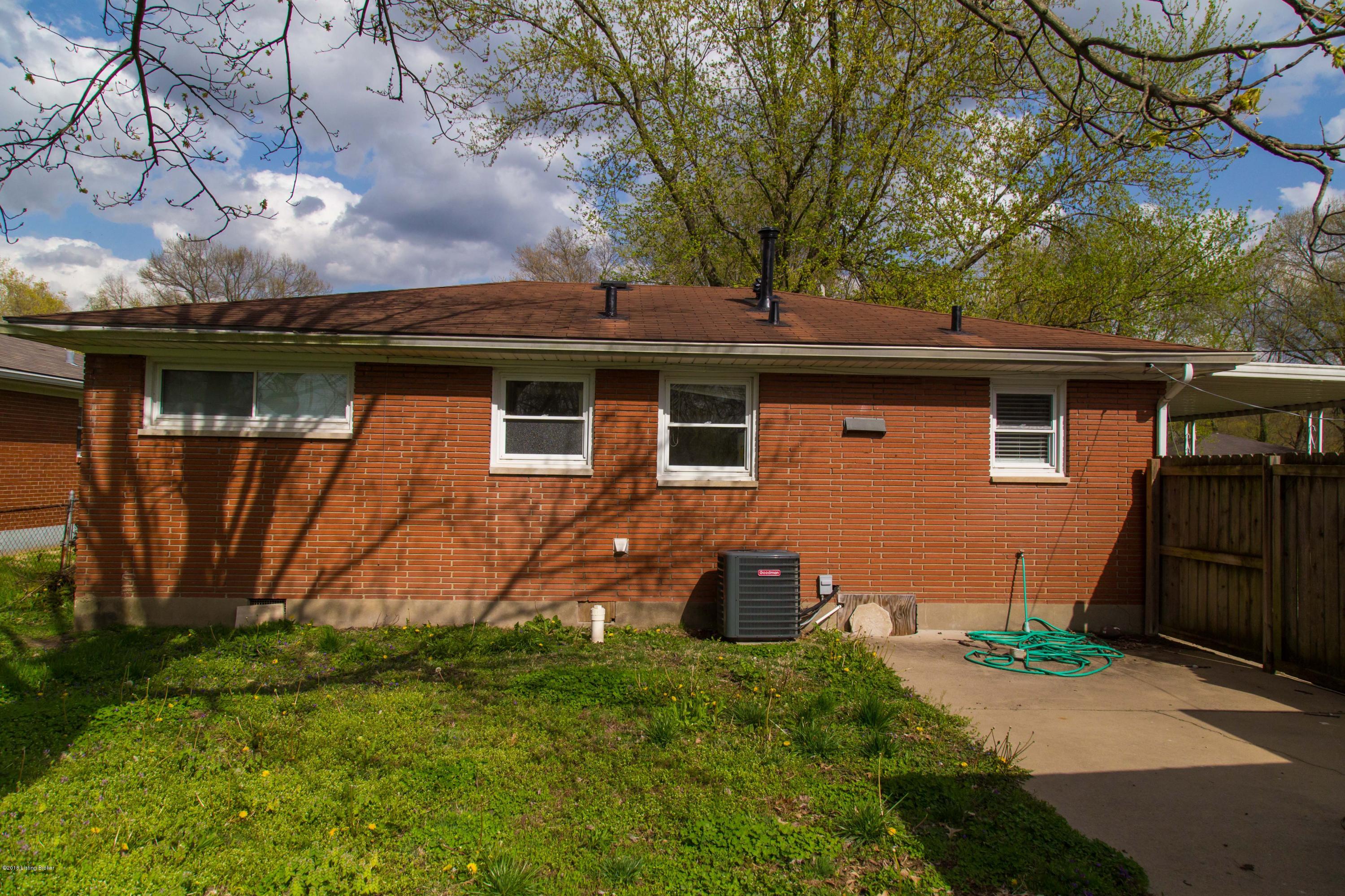 8200 Kerry Road Louisville, KY 40258 - Photo 7 of 31 8200_Kerry-7