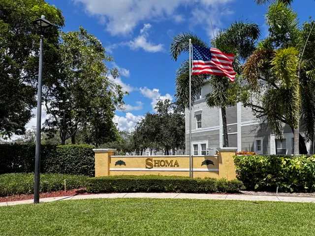$375,000 | 2278 Shoma Drive, Royal Palm Beach, FL 33414