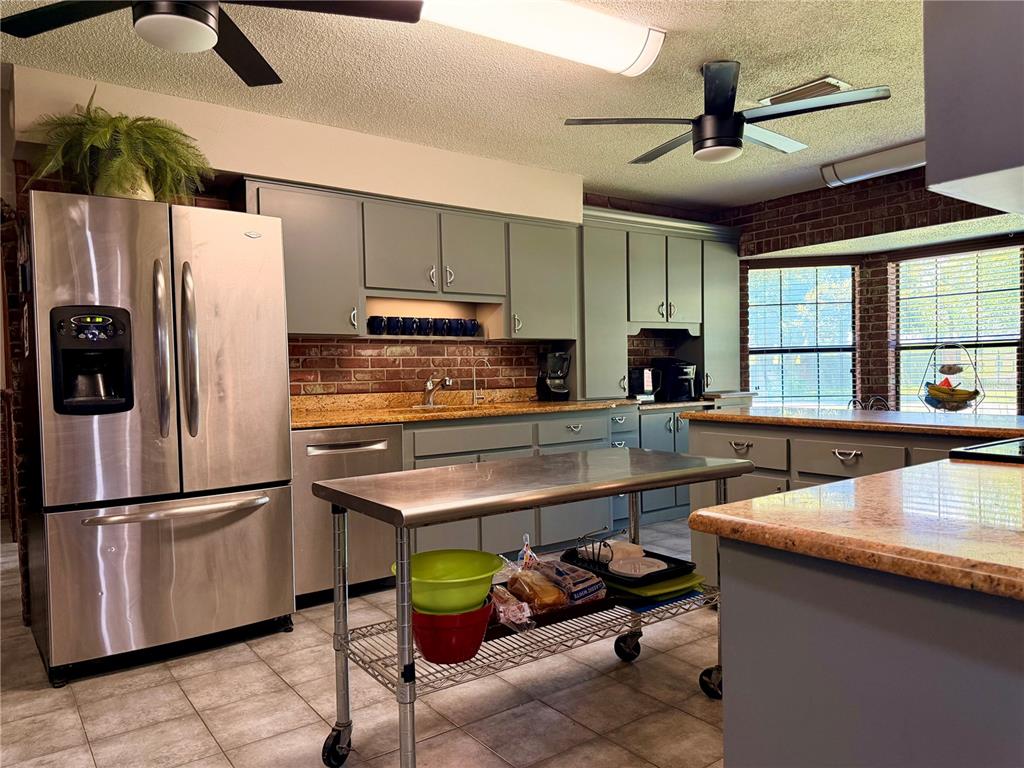 404 Ridgewood Avenue Dundee, FL 33838 - Photo 20 of 37