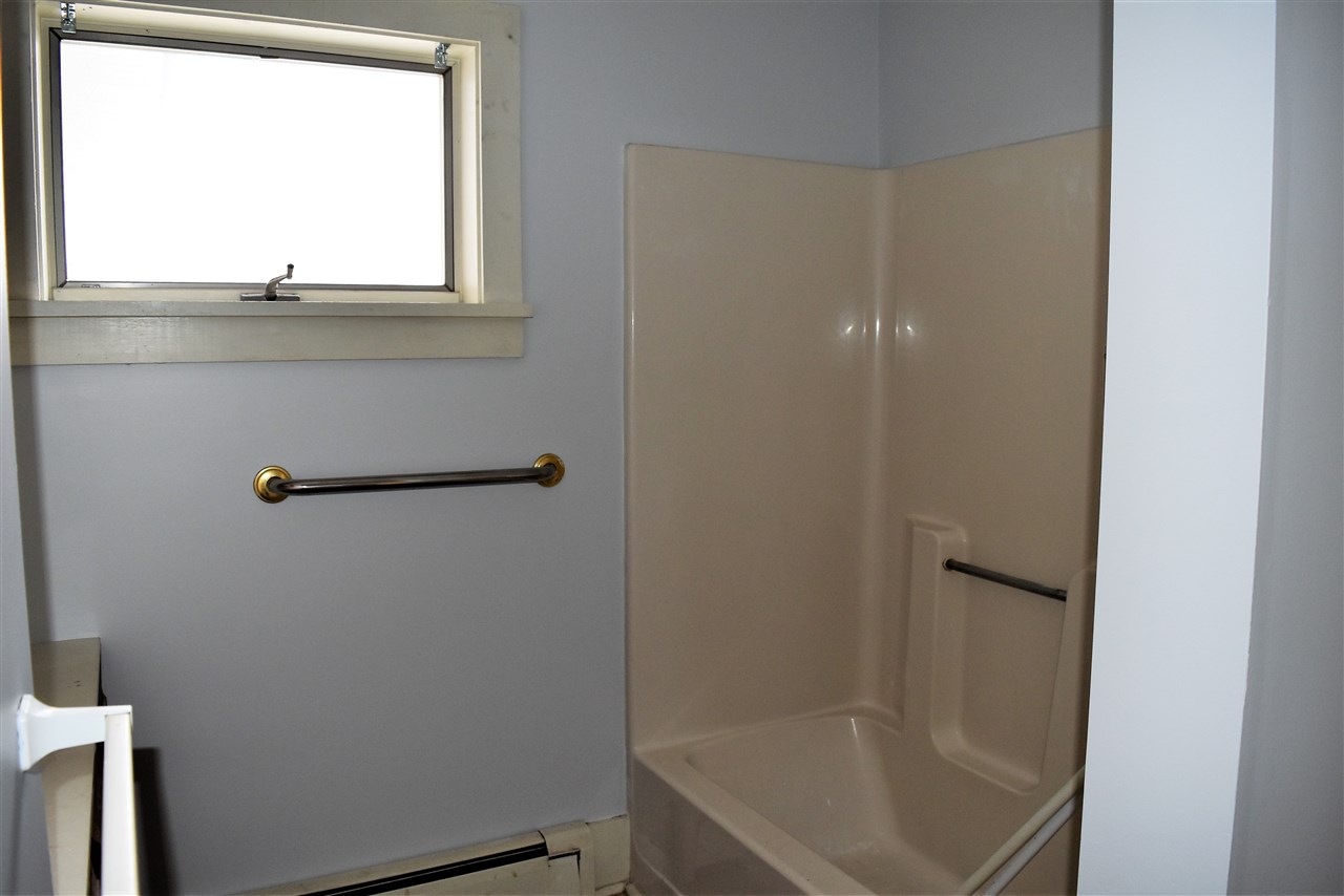 5 Curtis Avenue Rutland, VT 05701 - Photo 14 of 34