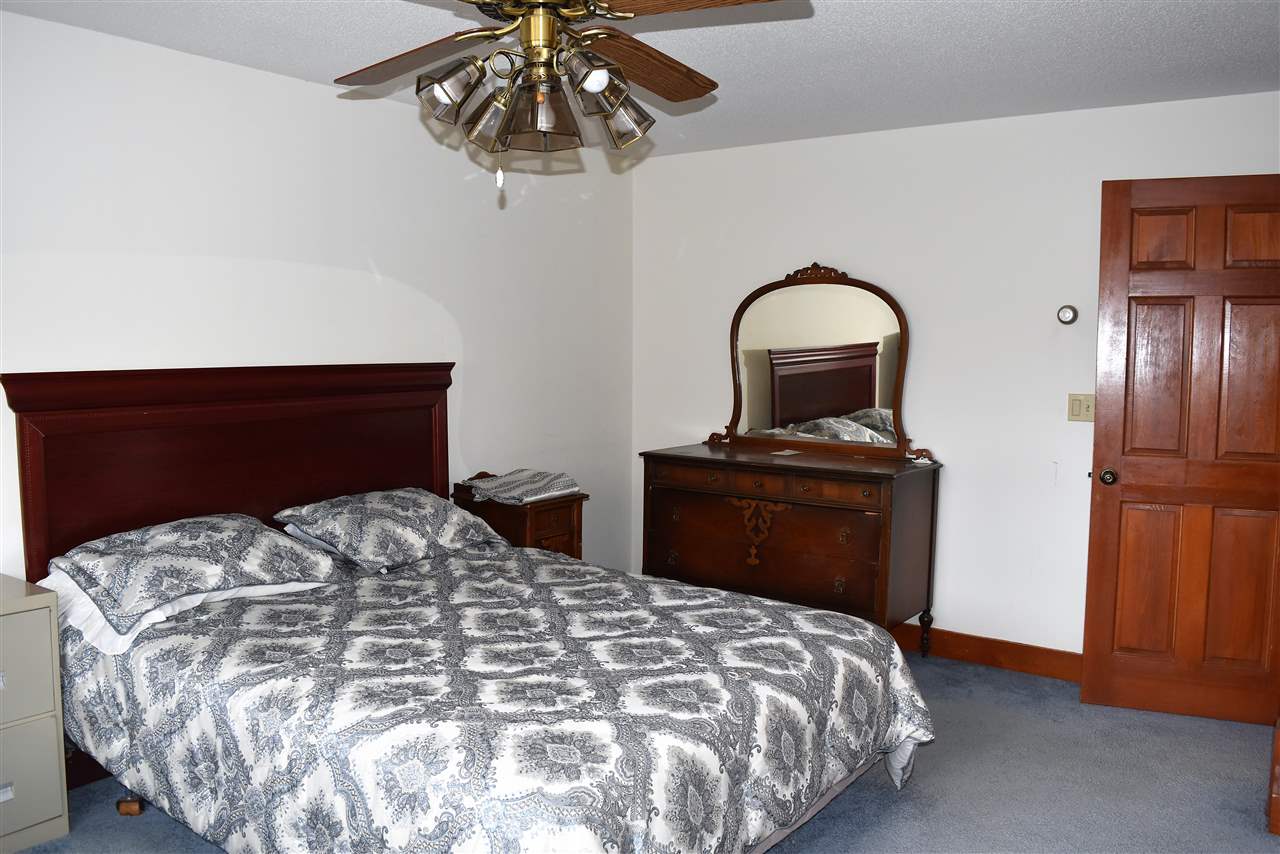5 Curtis Avenue Rutland, VT 05701 - Photo 22 of 34