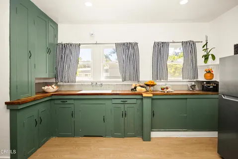 $1,299,000 | 2120-2122 Navarro Avenue, Altadena, CA 91001