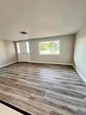 $1,950 | 3924 Headsail Drive, New Port Richey, FL 34652