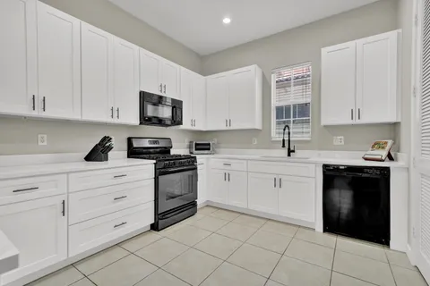 $715,000 | 78 Stoney Drive, Palm Beach Gardens, FL 33410