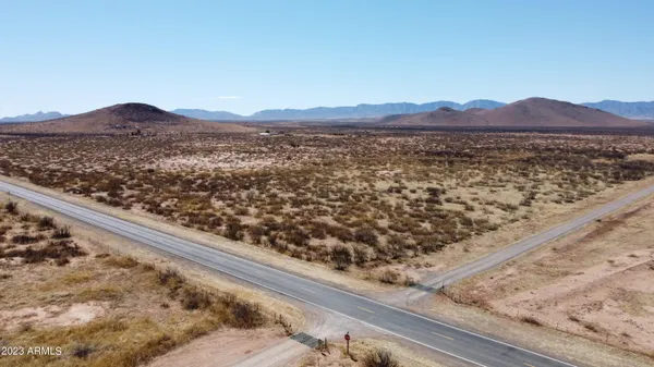 $30,000 | 10-acres South Kansas Settlement Road, Pearce, AZ 85625