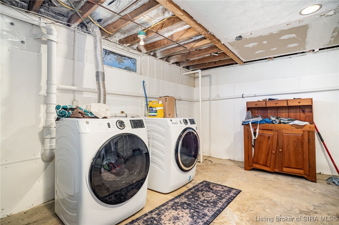 2928 Green Valley Road New Albany, IN 47150 - Photo 11 of 29