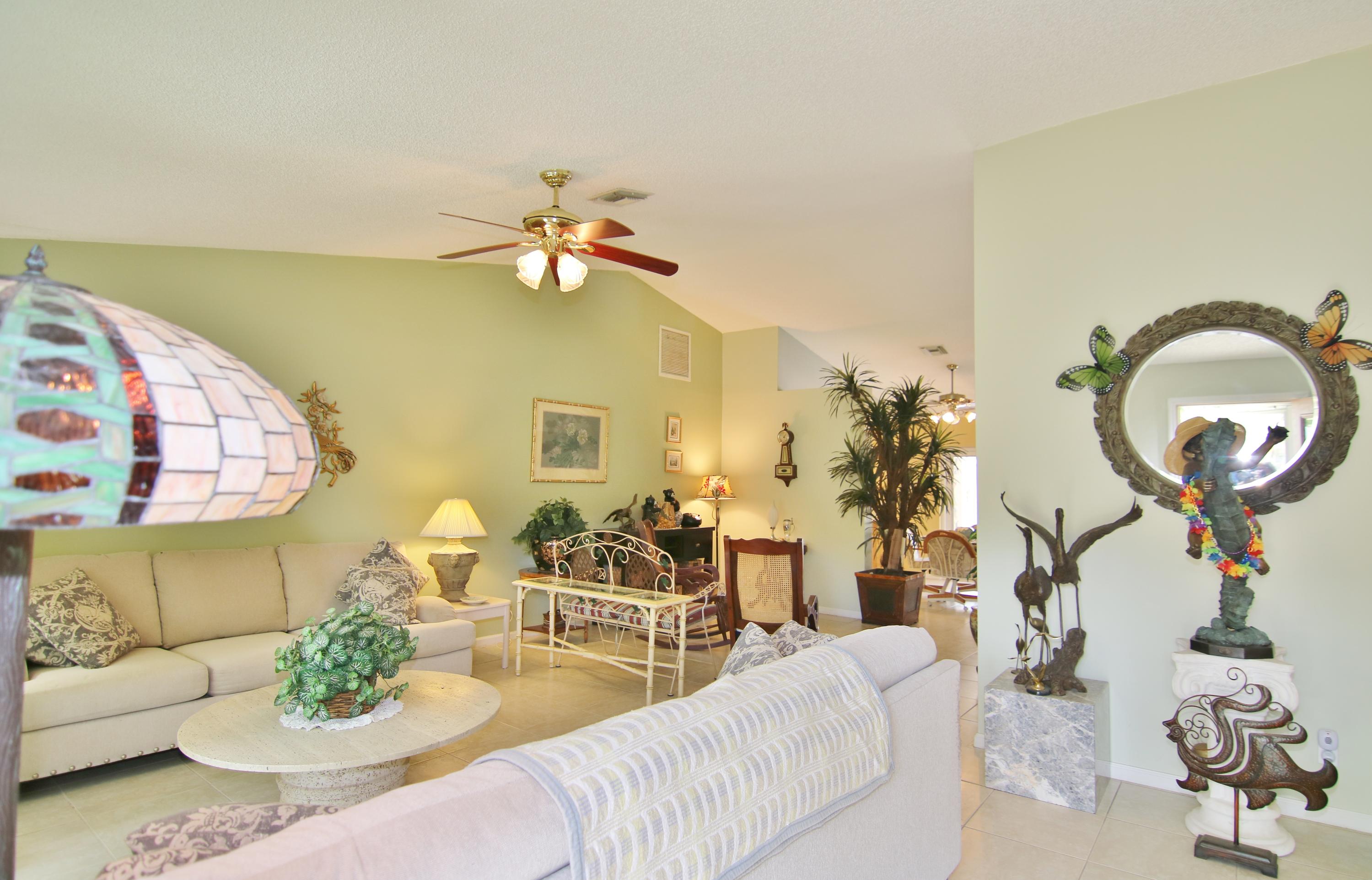 5828 Autumn Ridge Road Lake Worth, FL 33463 - Photo 3 of 22 IMG_7300